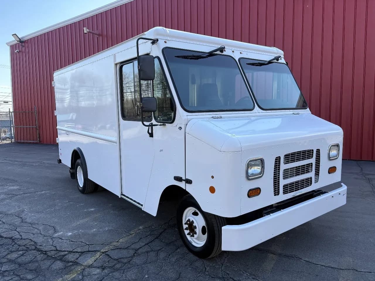 2016 Ford E-350 12’ Stepvan Step Van - Chassis