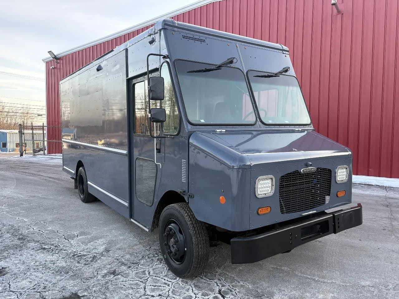 2020 Freightliner MT45 16’ Stepvan Step Van - Vans