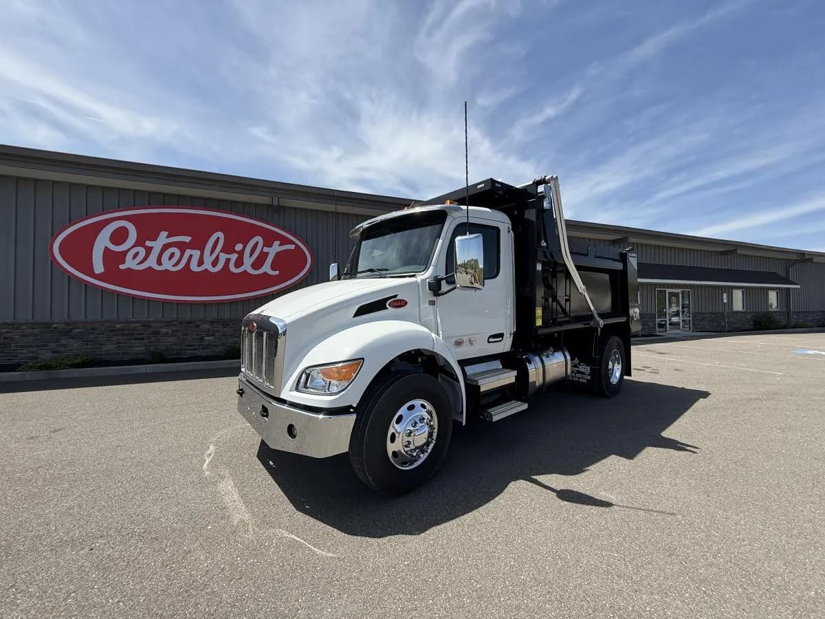 2025 PETERBILT 537 - Dump