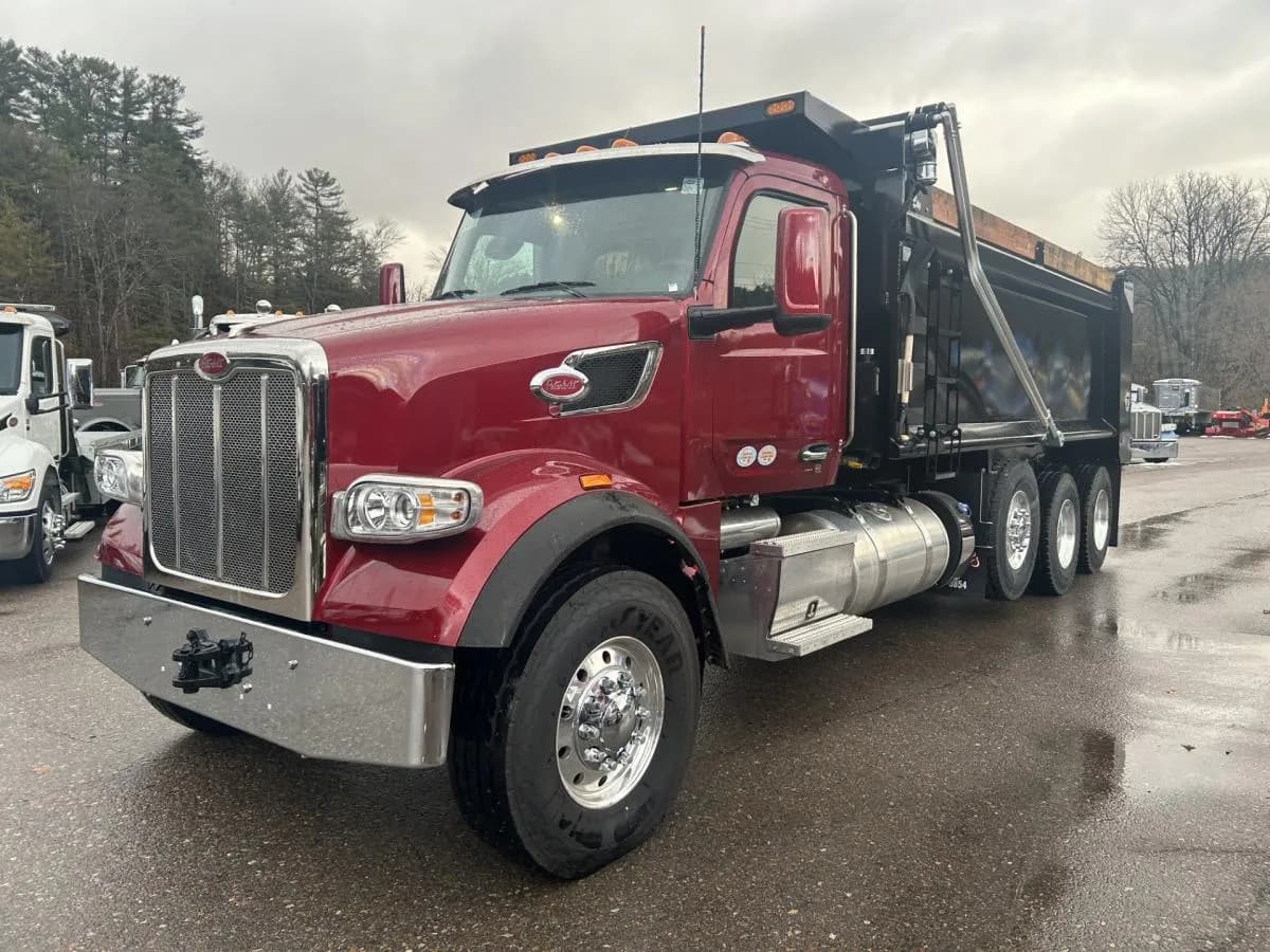 2026 PETERBILT 567 - Dump