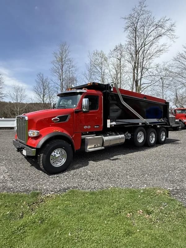 2026 PETERBILT 567 - Dump
