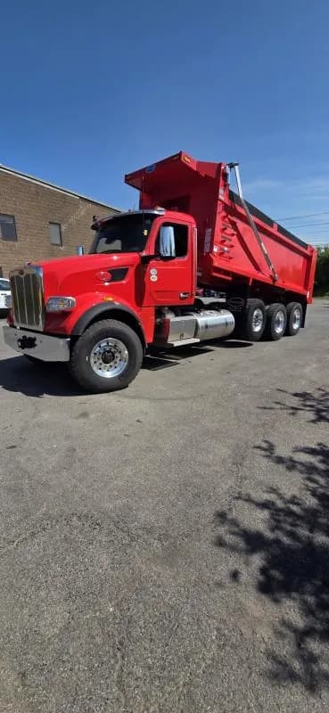 2025 PETERBILT 567 - Dump