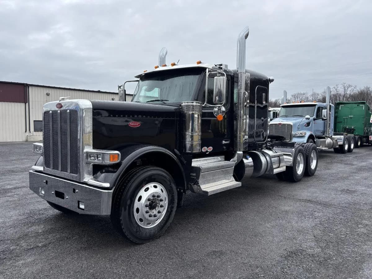 2027 Peterbilt 589 - Sleeper