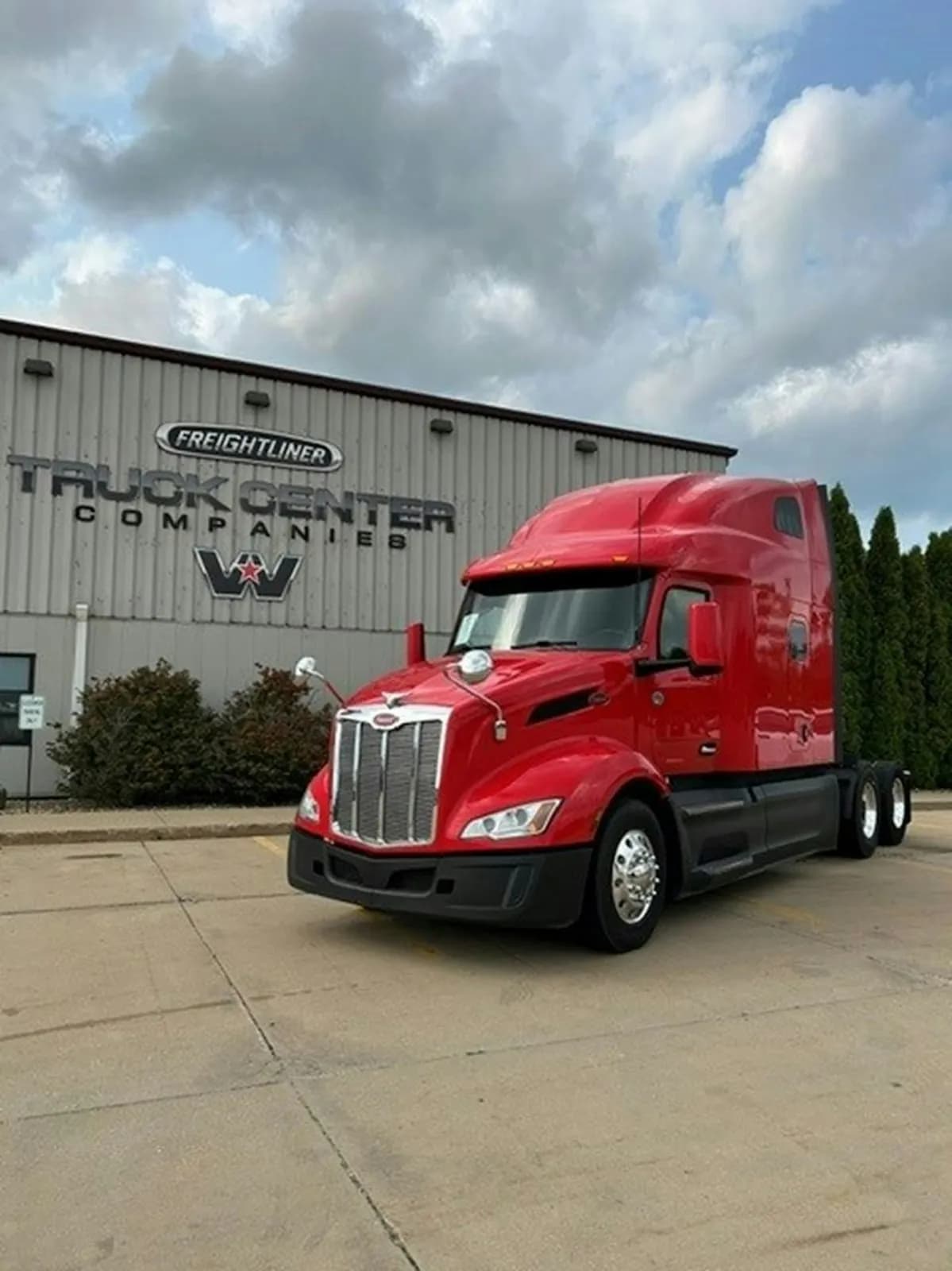 2022 Peterbilt 579