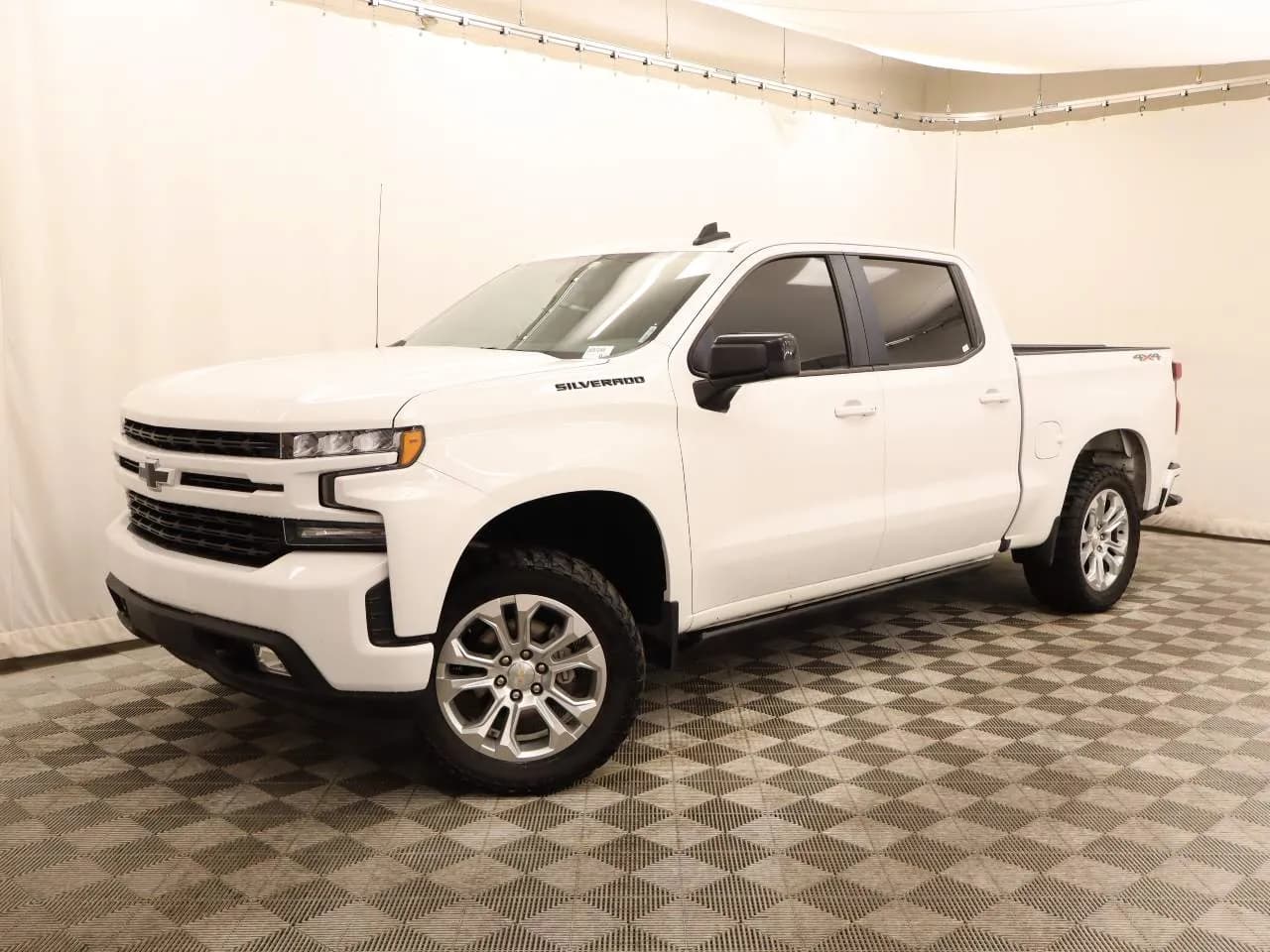 2020 Chevrolet Silverado 1500 - Pickup