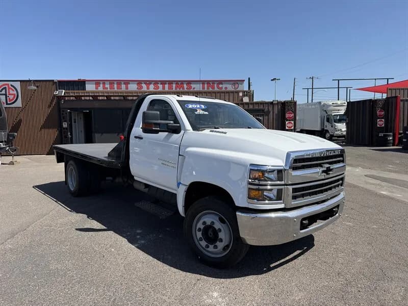 2023 Chevrolet Silverado 5500HD - Flatbed