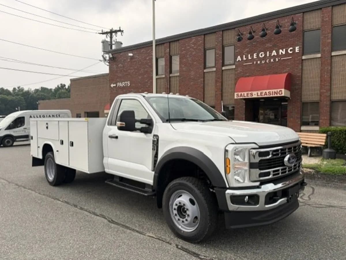 2026 Ford F550 - Chassis