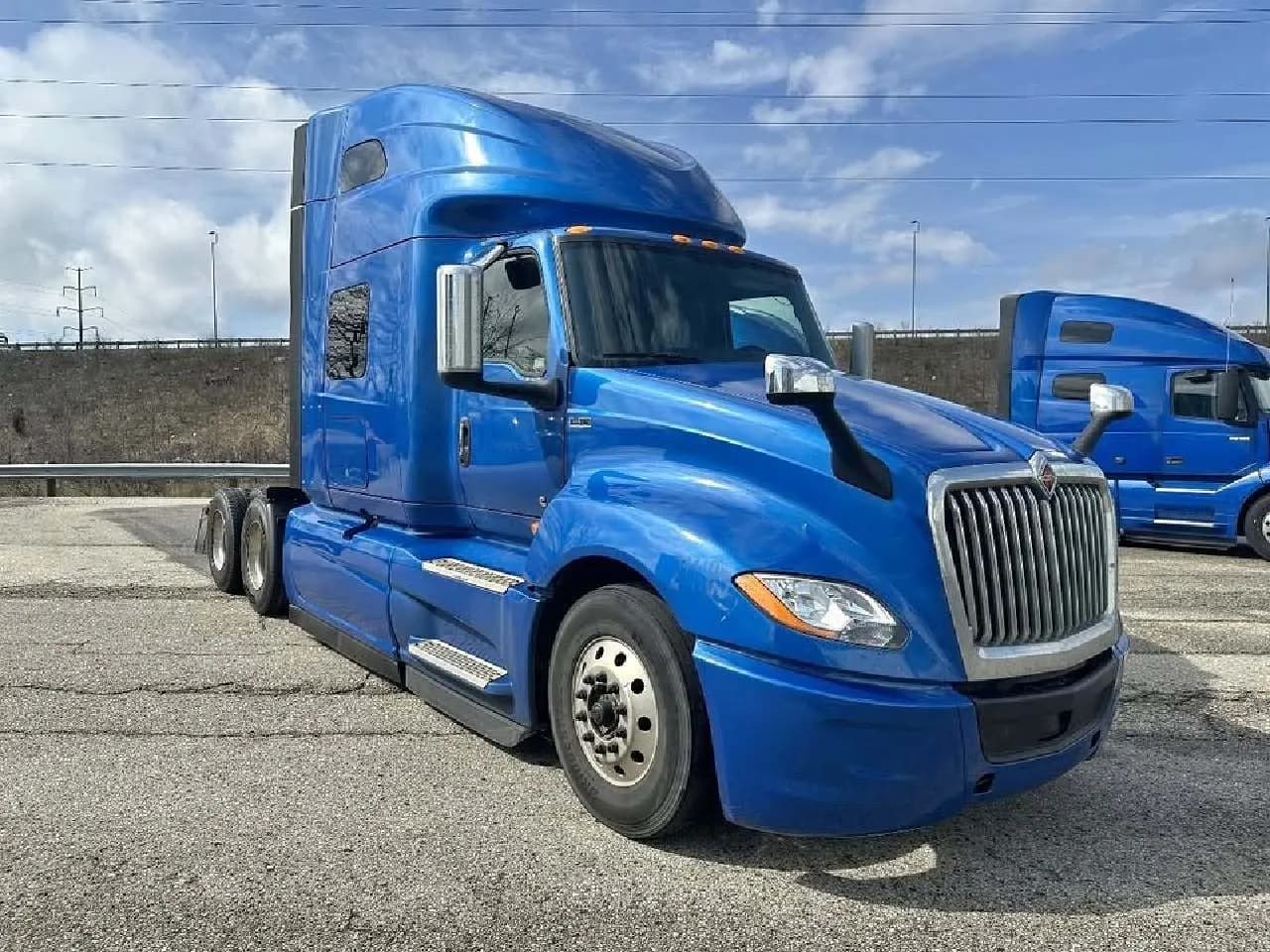 2021 International Prostar Tandem Axle - Sleeper