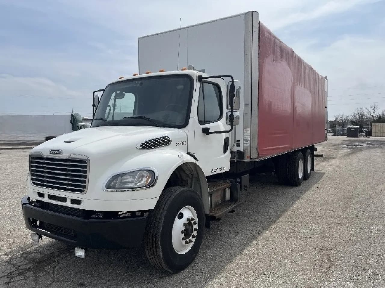 2020 Freightliner M2 - Flatbed