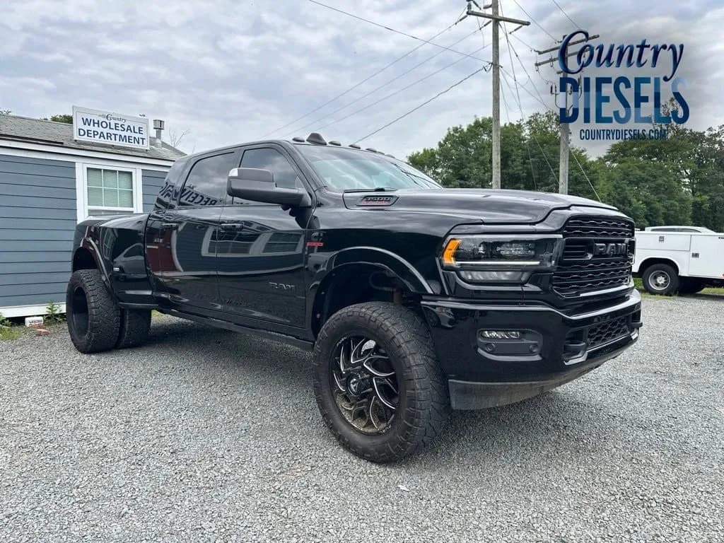 2022 Ram 3500 Limited Level 1 Night Edition - Pickup