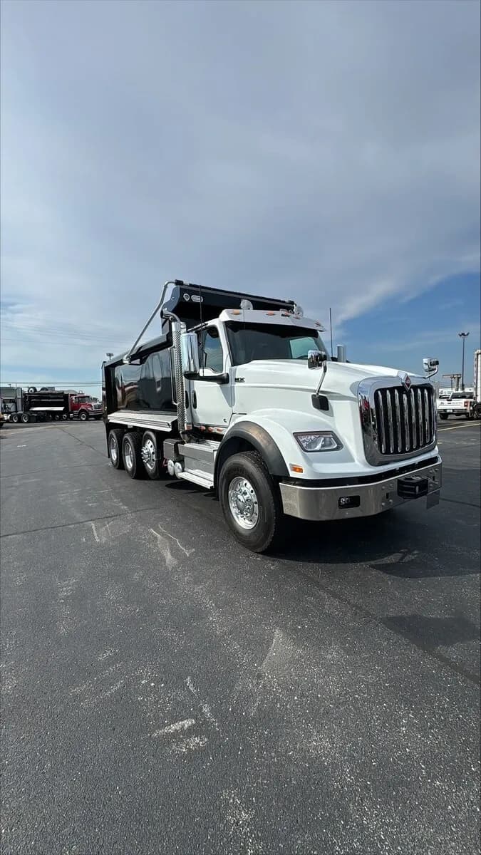 2027 International HX