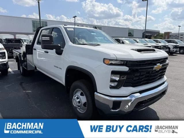 2026 Chevrolet Silverado 3500 Crew Cab - Chassis
