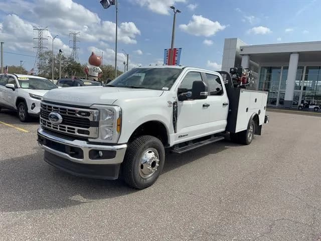 2026 Ford F-350 Crew Cab - Service