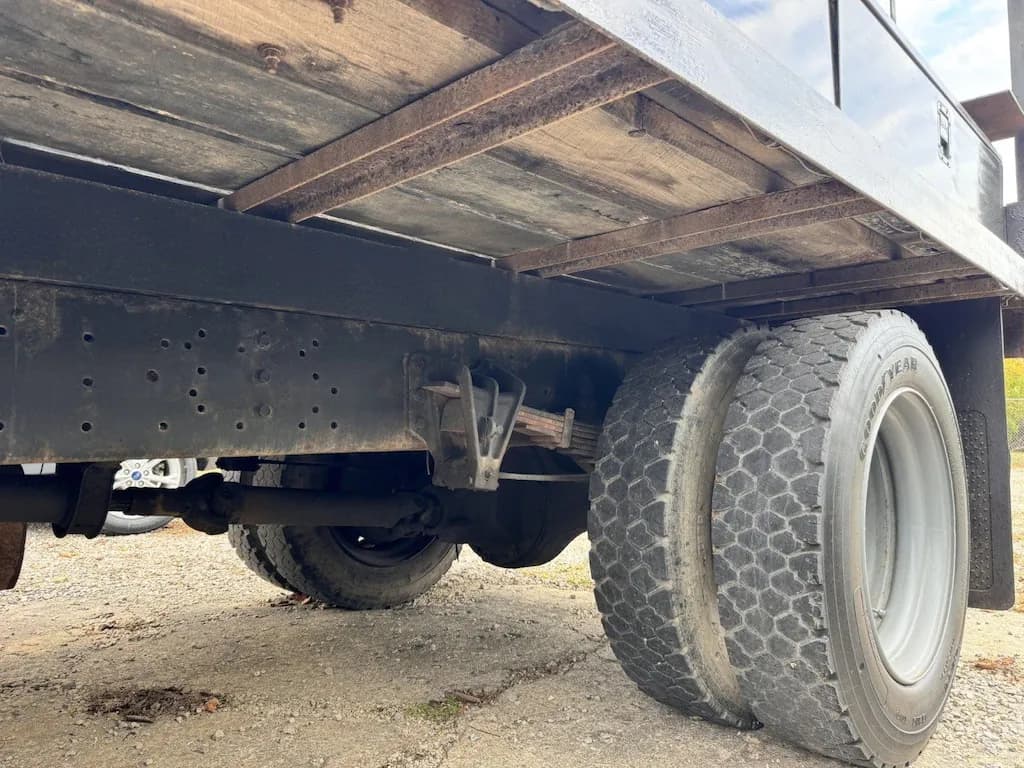 1997 International 4700 DT