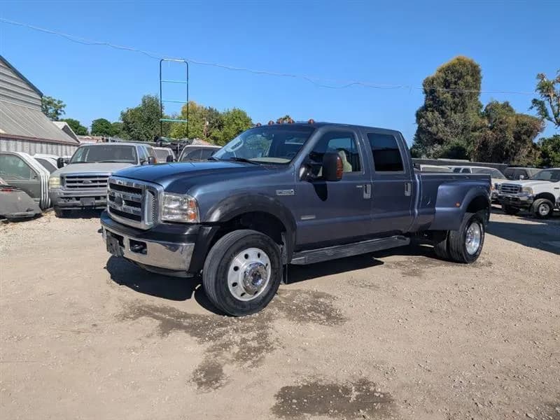 2005 Ford F-450 SD - Chassis