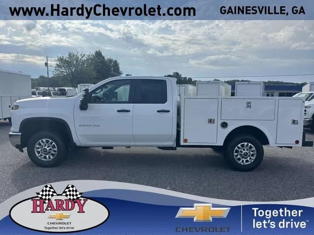 2026 Chevrolet Silverado 2500 - Chassis
