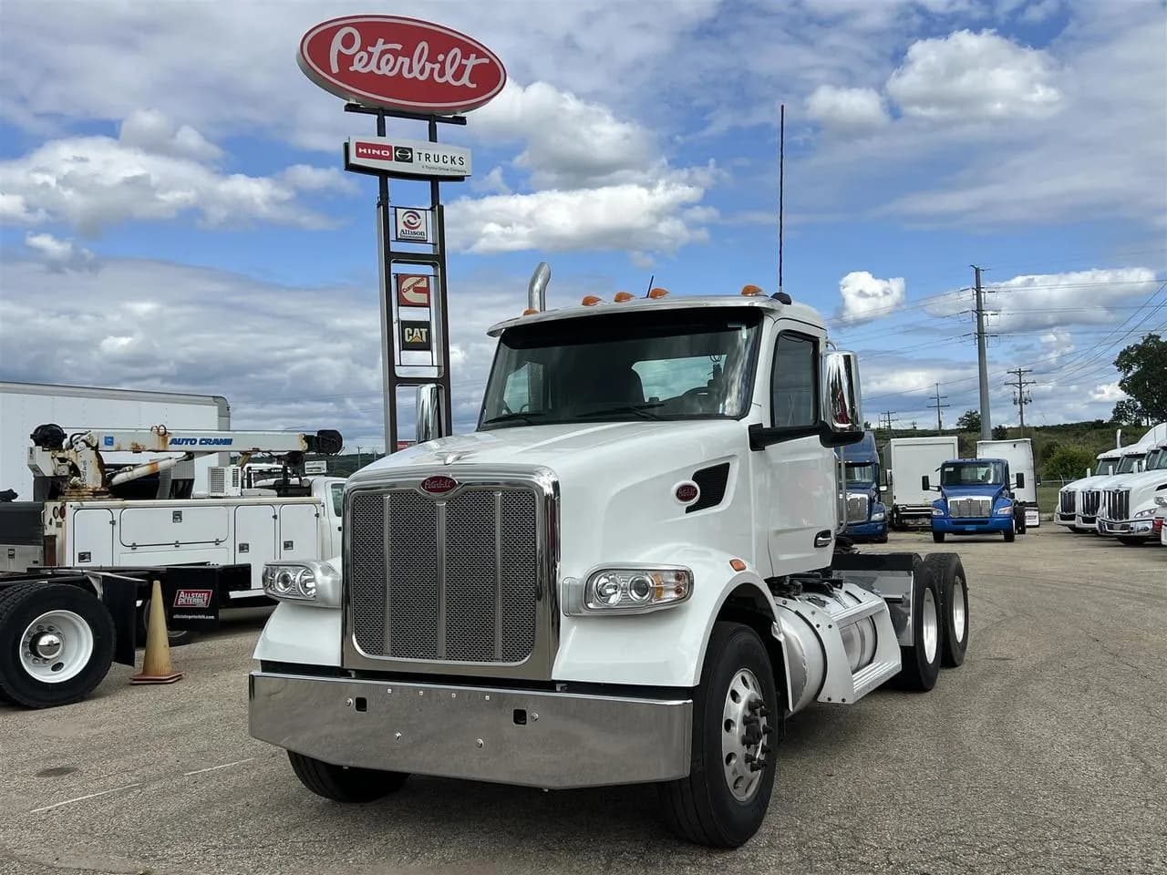2023 Peterbilt 567 - Sleeper