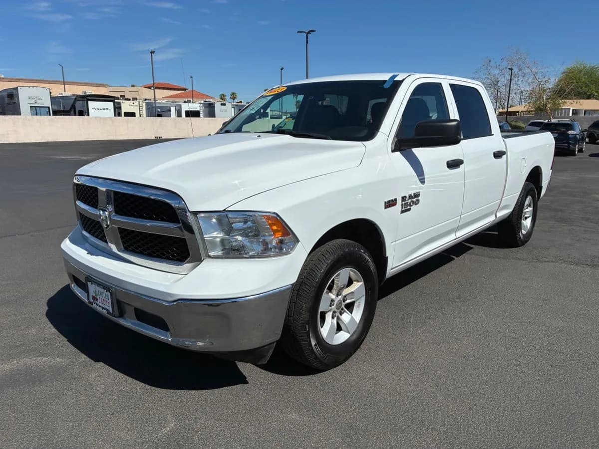 2023 Ram 1500 Classic SLT - Pickup