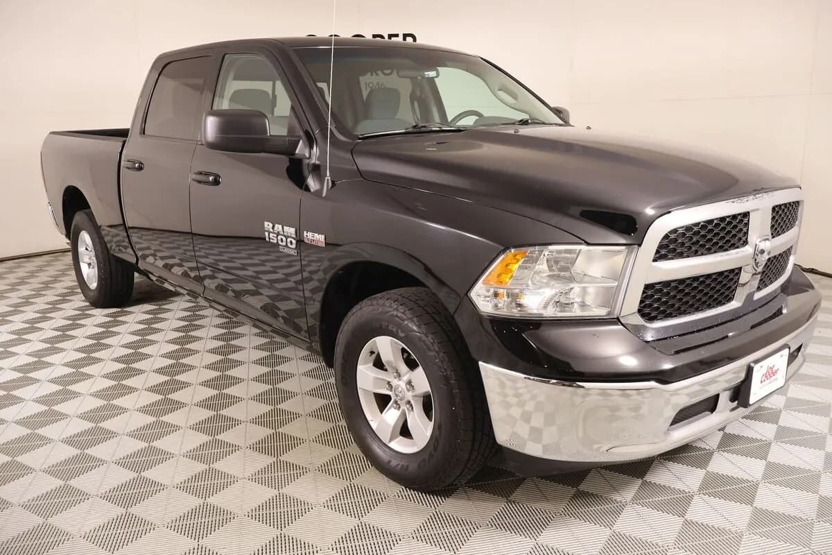 2020 Ram 1500 Classic - Pickup