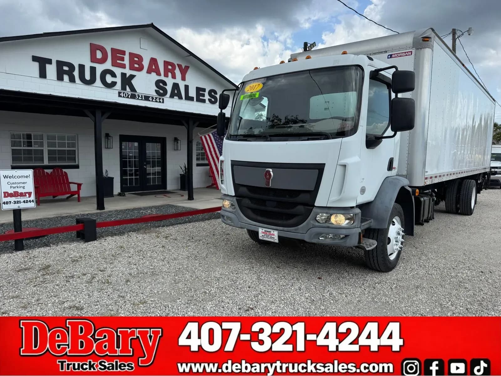 2017 Kenworth K270 - Box