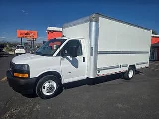 2021 GMC Savana - Box