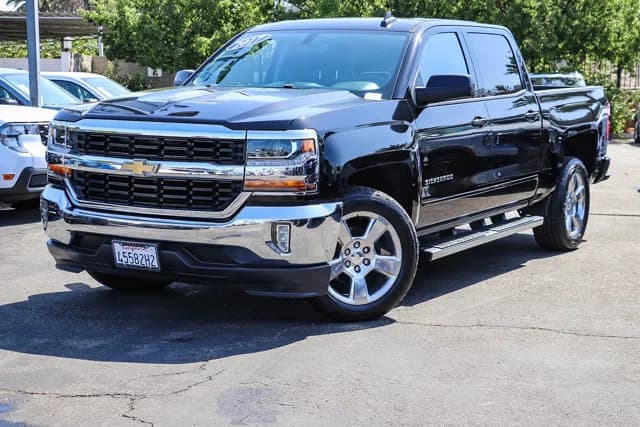 2017 Chevrolet Silverado 1500 Crew Cab - Pickup