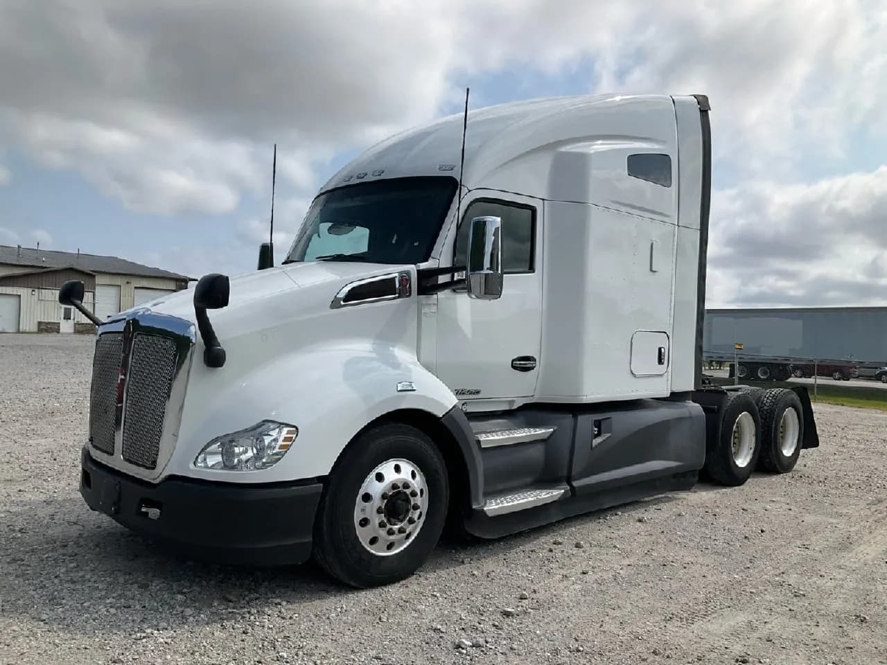 2021 Kenworth T680 Tandem Axle - Sleeper