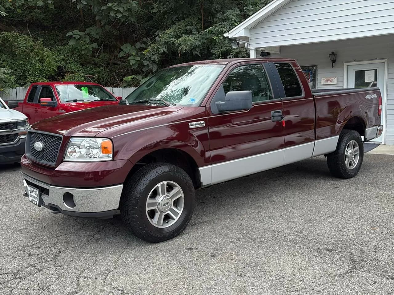 2006 Ford F-150 Supercab 145" XLT - Pickup