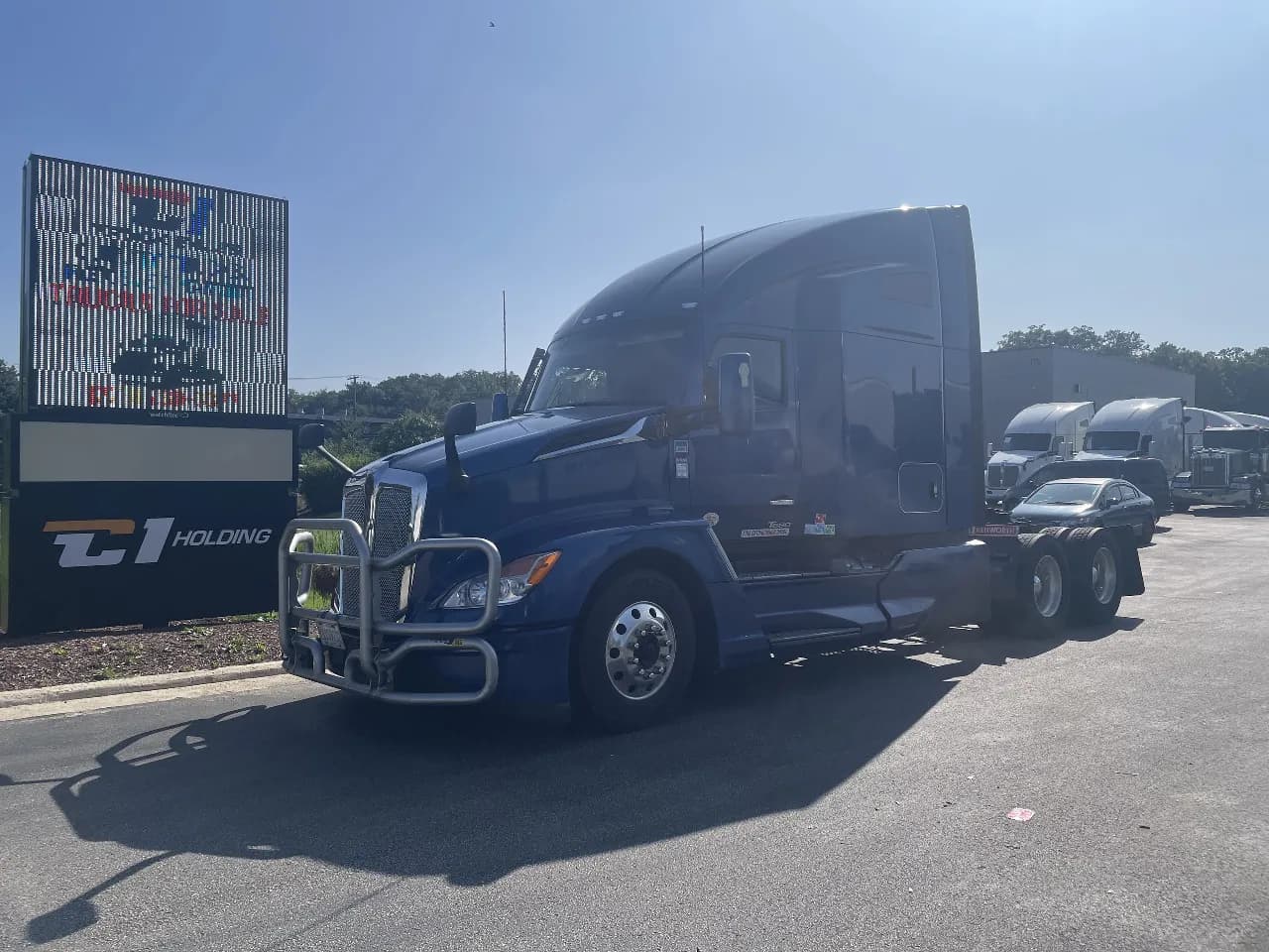 2023 Kenworth T680 - Sleeper