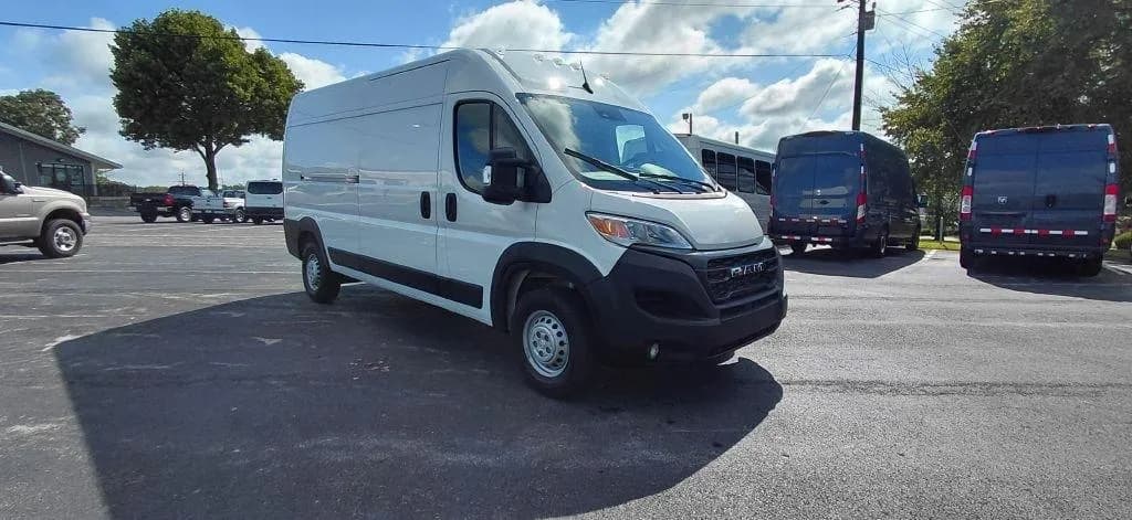 2025 Ram ProMaster - Vans