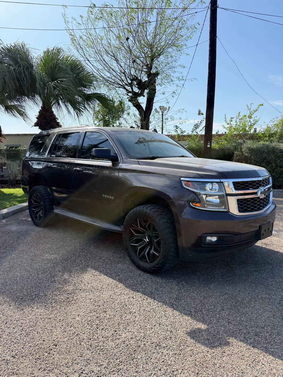 2015 World Cars Credit TAHOE 1500 - Pickup