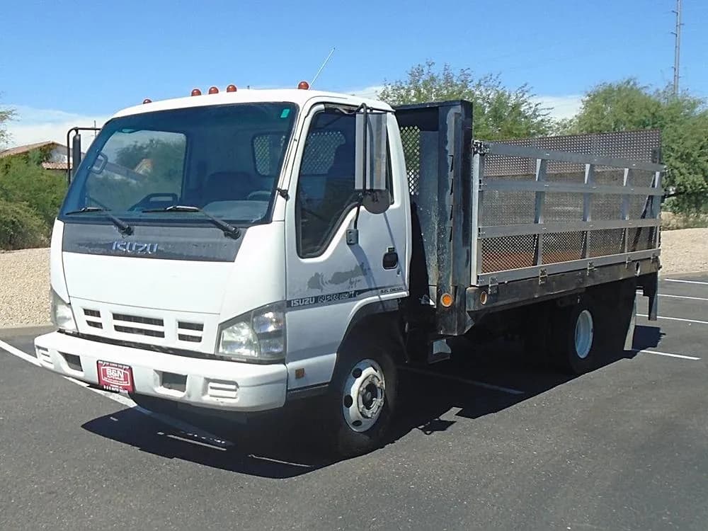 2006 Isuzu NPR
