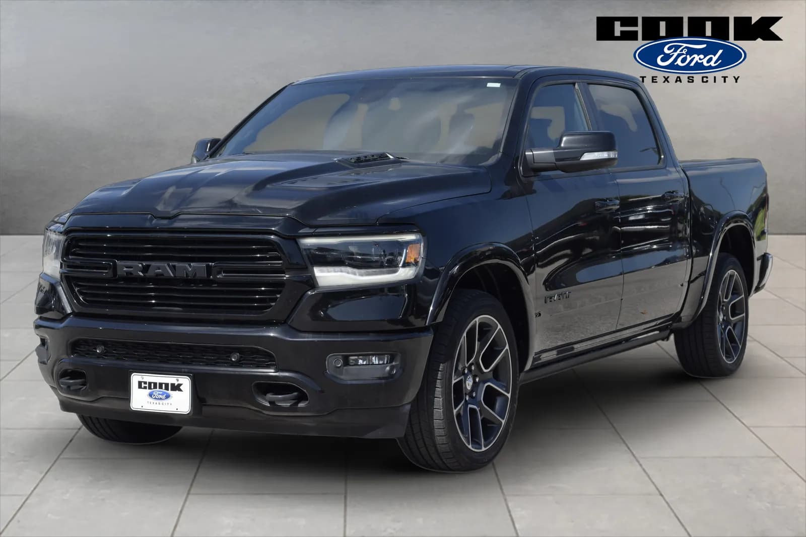 2019 Ram 1500 Laramie - Pickup