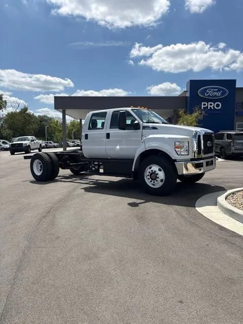 2027 Ford F-650 Crew Cab