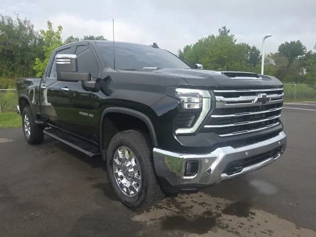 2025 Chevrolet Silverado 2500 Crew Cab - Pickup