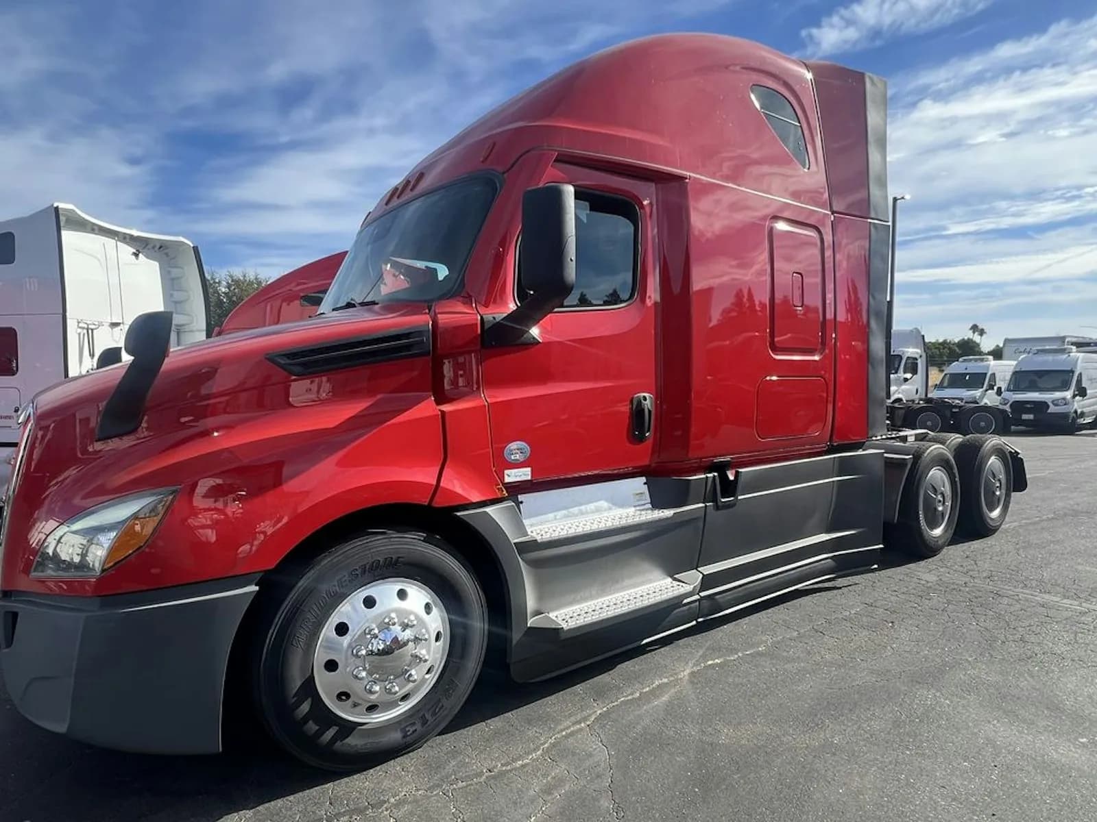 2023 Freightliner PT126SLP