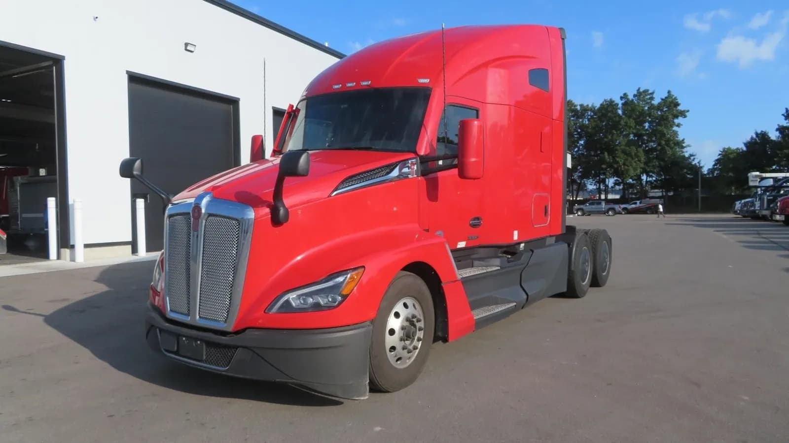 2023 Kenworth T680 - Sleeper