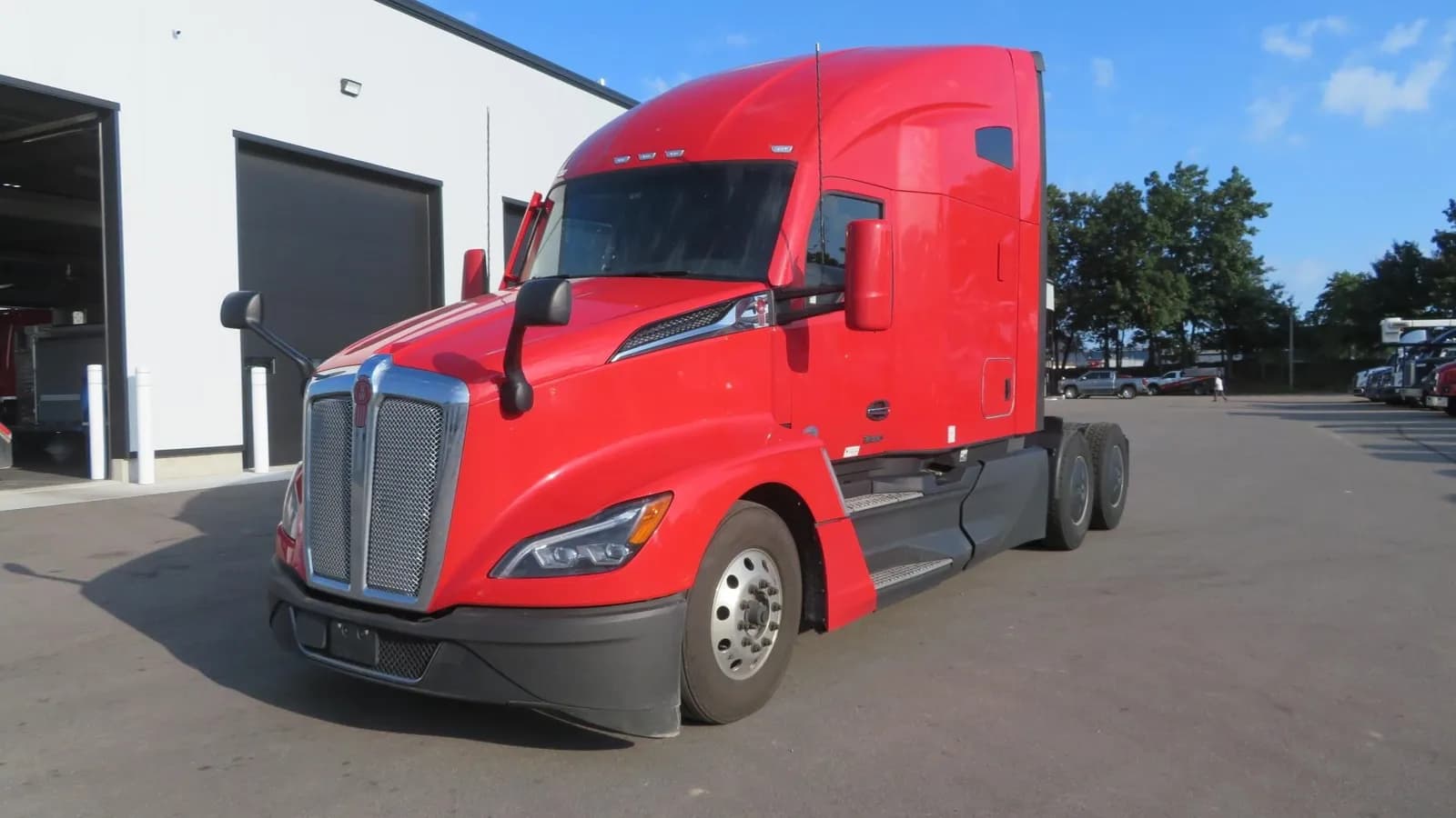 2023 Kenworth T680 - Sleeper