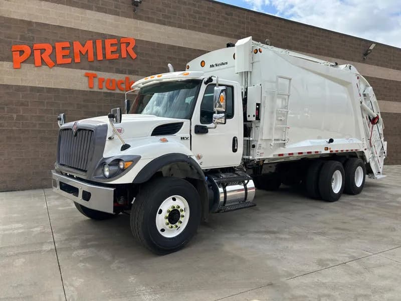2025 International HV607 - Garbage