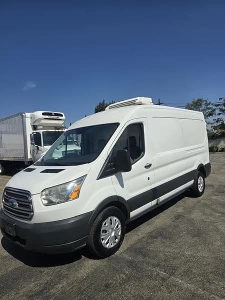 2017 Ford TRANSIT - Day Cab