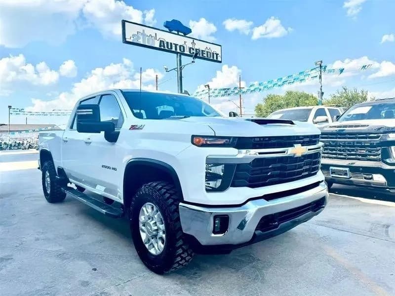 2024 Chevrolet Silverado 2500HD LT Pickup 4D 6 1/2 ft - Pickup
