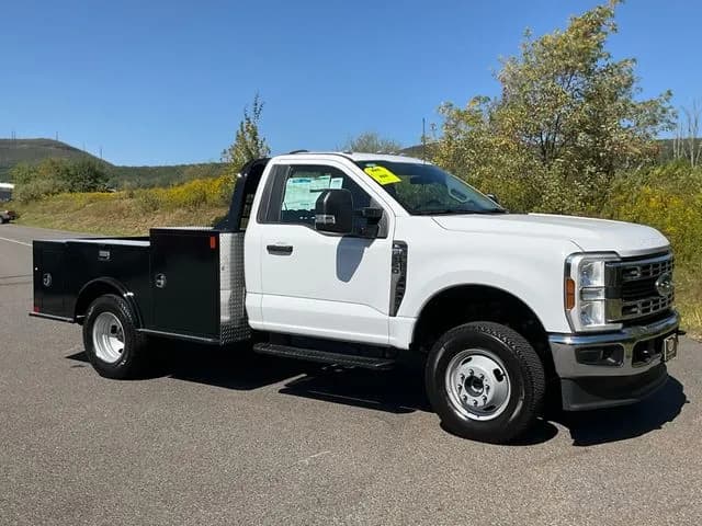 2024 Ford F-350 - Chassis