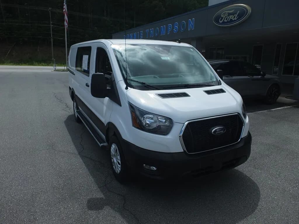 2025 Ford Transit-250 - Vans