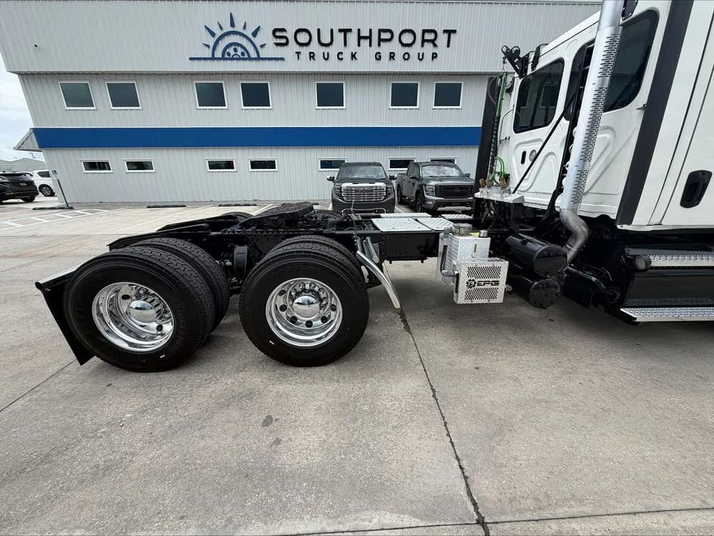 2021 Freightliner Cascadia
