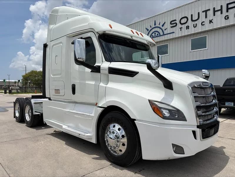 2020 Freightliner Cascadia