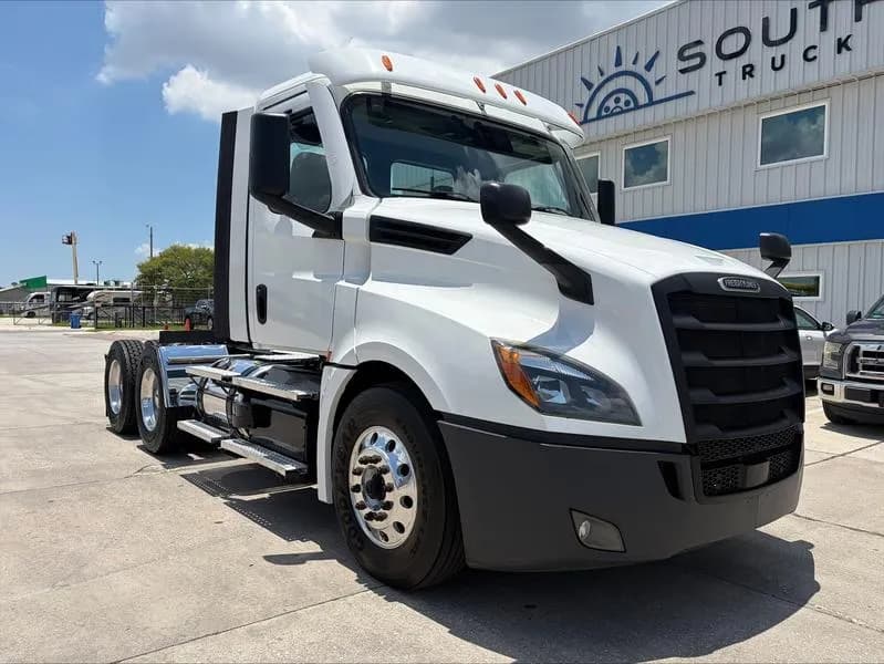 2020 Freightliner Cascadia