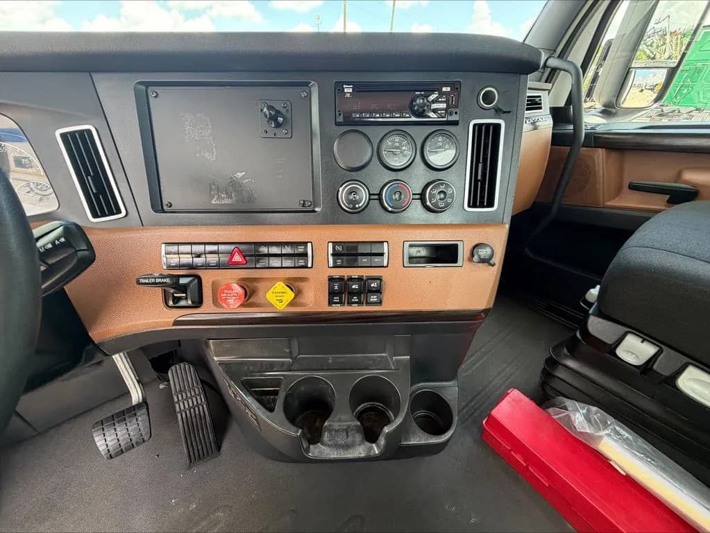 2020 Freightliner Cascadia