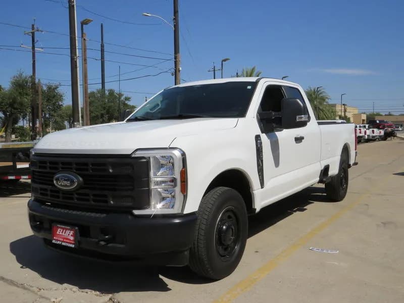2024 Ford F-350 XL SuperCab - Pickup