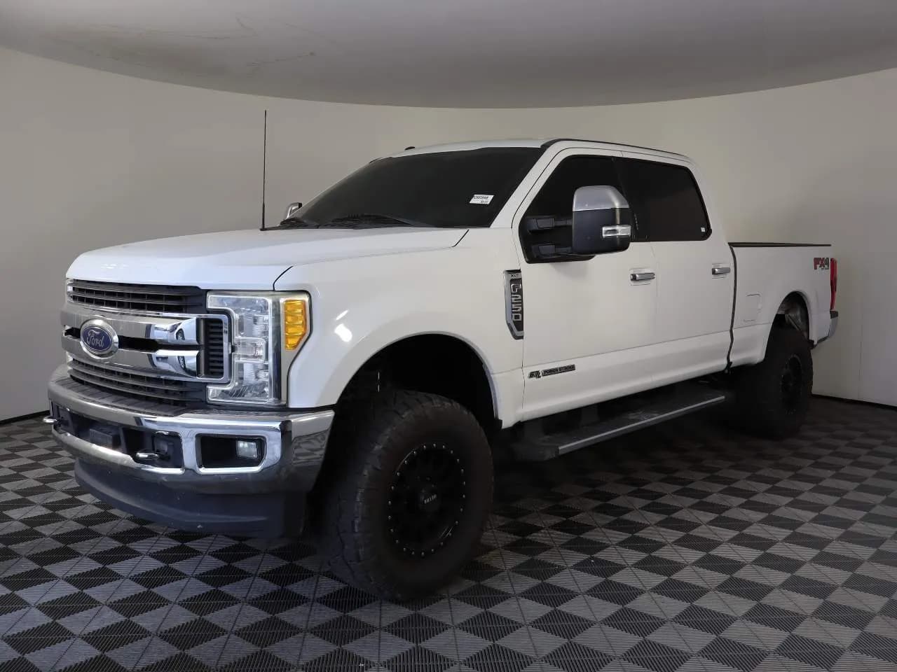 2017 Ford F-250 Super Duty - Pickup
