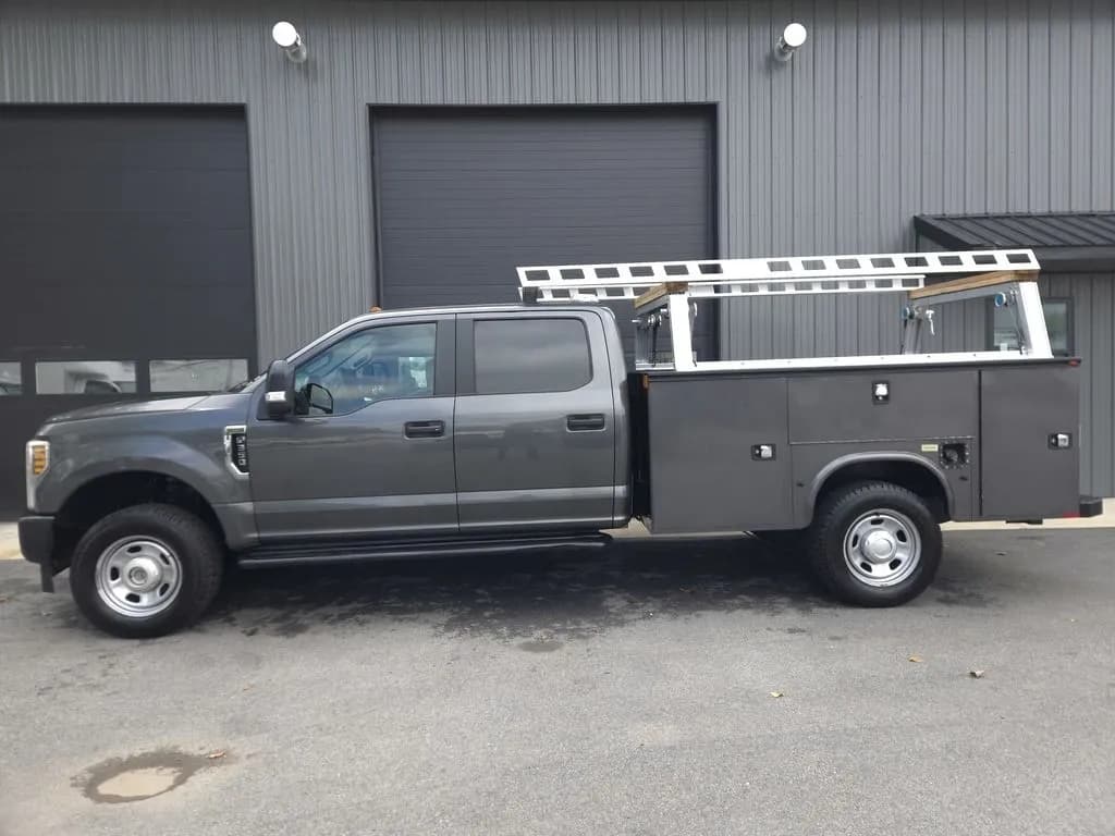 2018 Ford F350 - Chassis